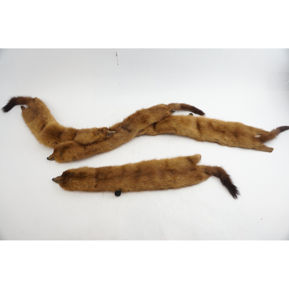 Real Mink Fur Pelts Brown Vintage Four Pelt Stole - One Detached Pelt Fair